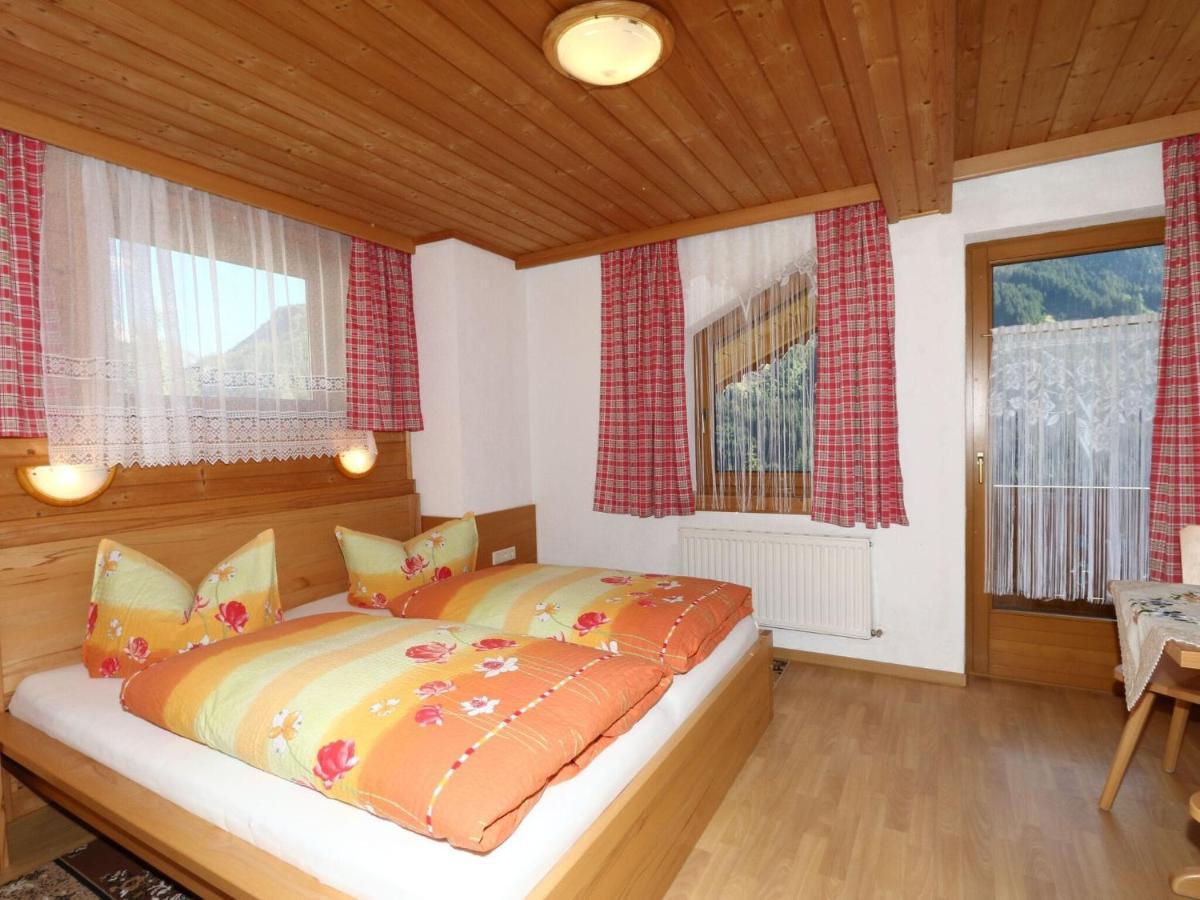 Apartment In Mayrhofen In The Mountains ภายนอก รูปภาพ