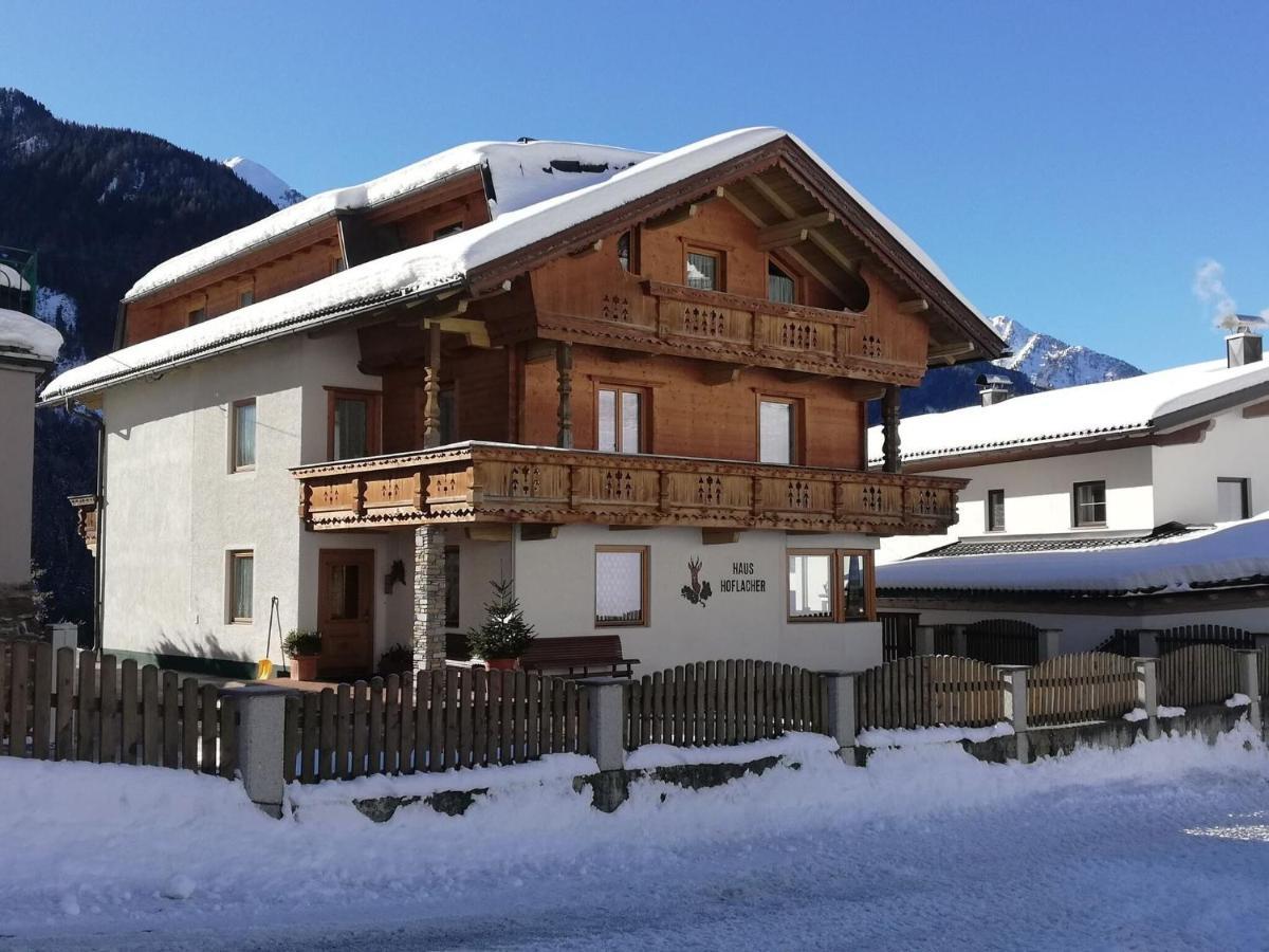 Apartment In Mayrhofen In The Mountains ภายนอก รูปภาพ